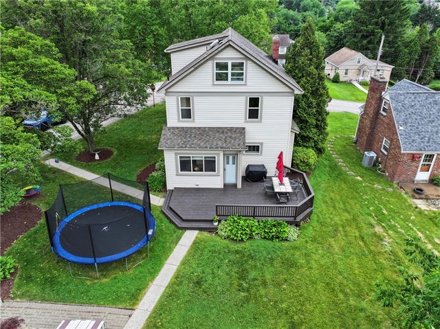 1927 Kansas Ave, White Oak, PA 15131