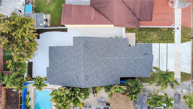 8961 SW 6th St, Miami, FL 33174