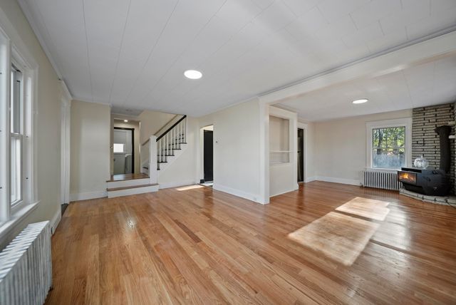 35 Thissell Avenue, Dracut, MA 01826