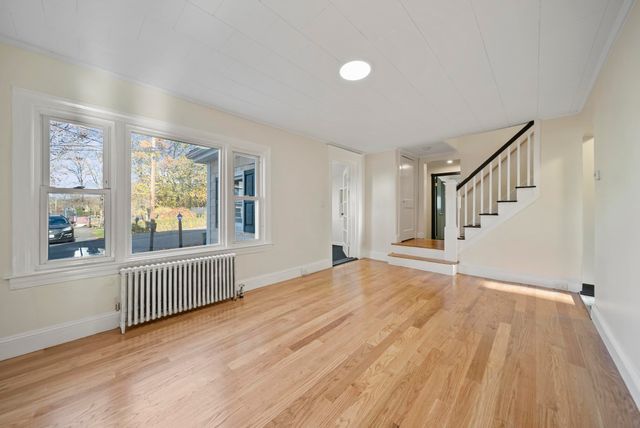 35 Thissell Avenue, Dracut, MA 01826