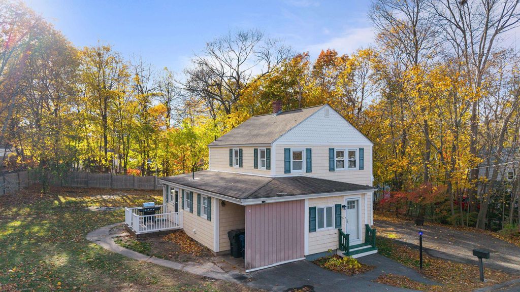 35 Thissell Avenue, Dracut, MA 01826