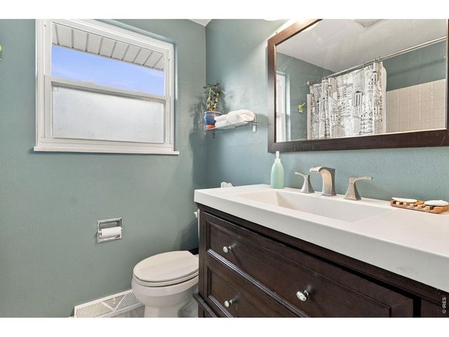 1993 Chaparro Cir, Berthoud, CO 80513