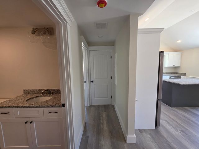 87 Acapesket Rd 2A, Falmouth, MA 02536