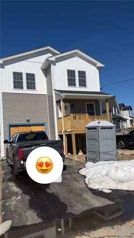 362 kenyon Avenue, Pawtucket, RI 02861