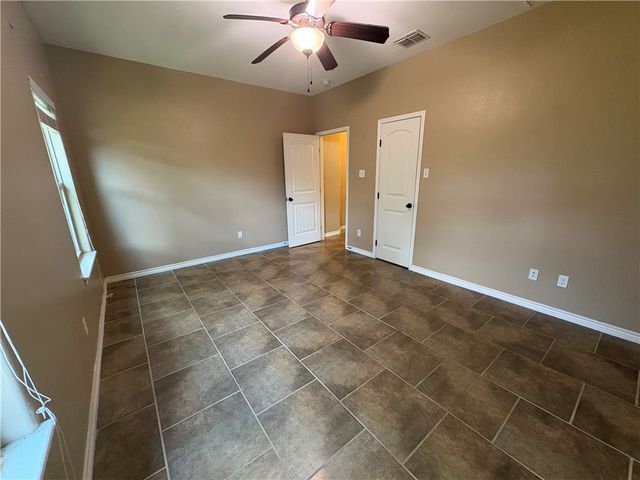 6805 Sir Moses Pl, Corpus Christi, TX 78414