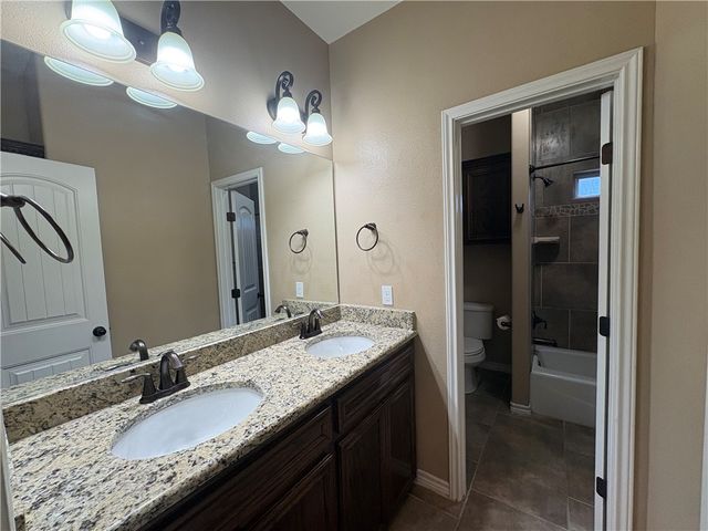 6805 Sir Moses Pl, Corpus Christi, TX 78414