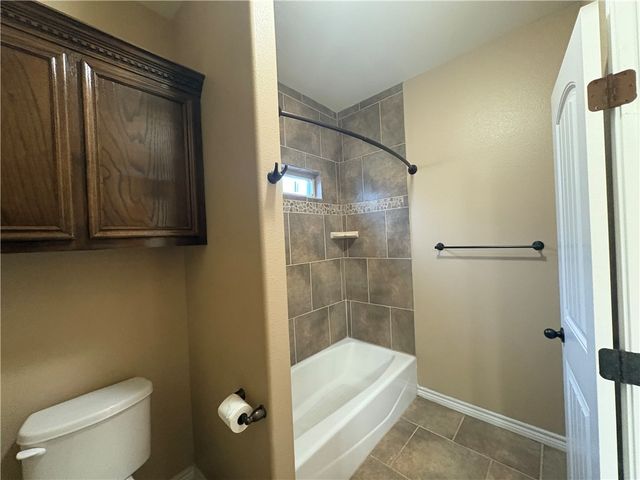 6805 Sir Moses Pl, Corpus Christi, TX 78414