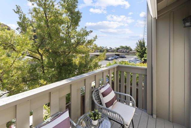 1105 Sprague Lane, Foster City, CA 94404
