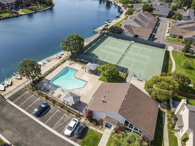 1105 Sprague Lane, Foster City, CA 94404