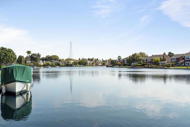 1105 Sprague Lane, Foster City, CA 94404