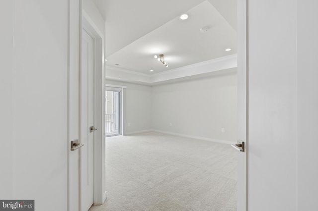 43185 MONGOLD SQ, Ashburn, VA 20148