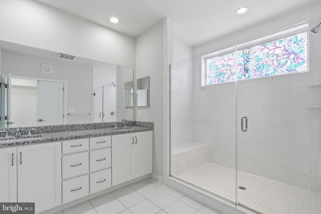 43185 MONGOLD SQ, Ashburn, VA 20148