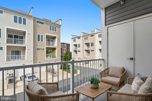 43185 MONGOLD SQ, Ashburn, VA 20148