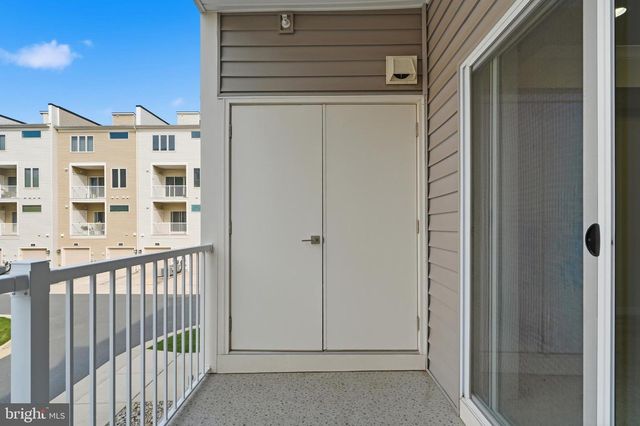 43185 MONGOLD SQ, Ashburn, VA 20148