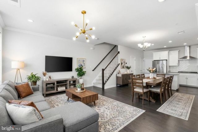 43185 MONGOLD SQ, Ashburn, VA 20148