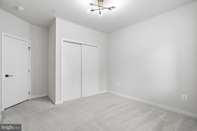 43185 MONGOLD SQ, Ashburn, VA 20148