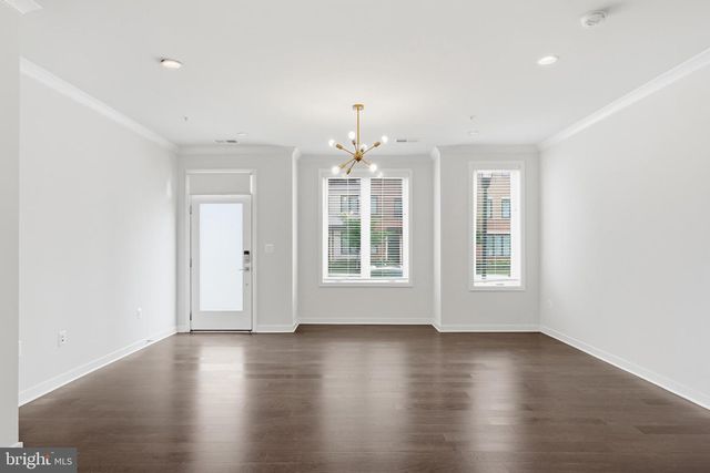 43185 MONGOLD SQ, Ashburn, VA 20148