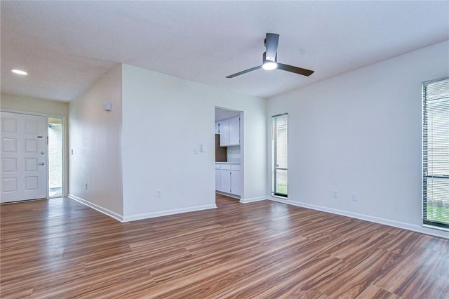 16131 GARDENDALE DRIVE, Tampa, FL 33624
