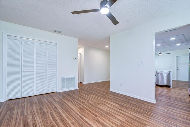16131 GARDENDALE DRIVE, Tampa, FL 33624