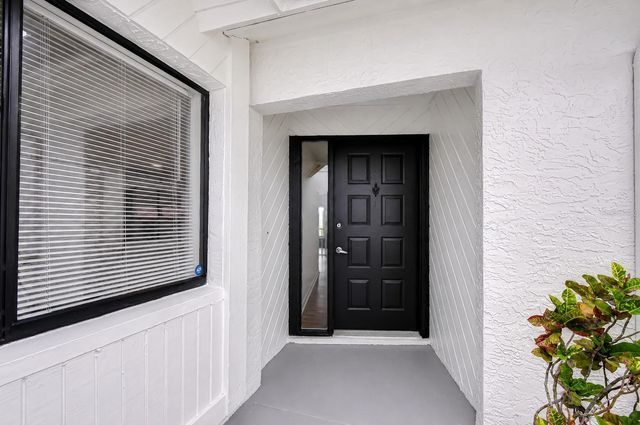 16131 GARDENDALE DRIVE, Tampa, FL 33624