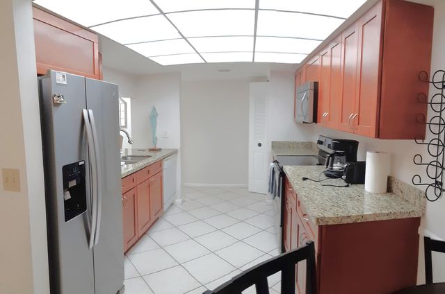 750 Egret Circle, Delray Beach, FL 33444