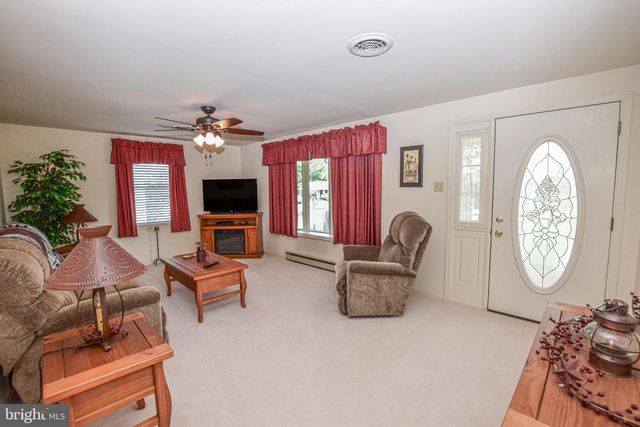 199 EUCLID AVE, Charles Town, WV 25414