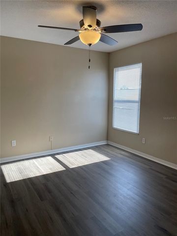 421 LOCKBREEZE DRIVE, Davenport, FL 33897