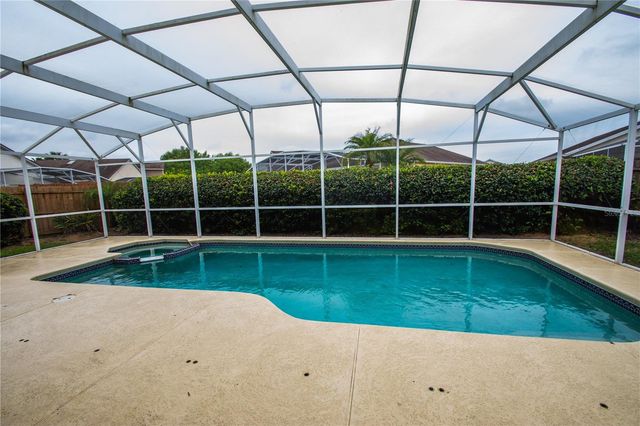 421 LOCKBREEZE DRIVE, Davenport, FL 33897