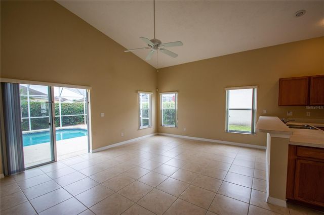 421 LOCKBREEZE DRIVE, Davenport, FL 33897