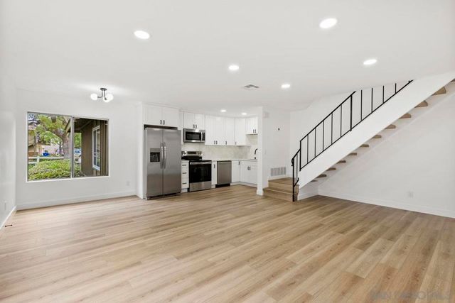 11022 Via Asti, San Diego, CA 92129