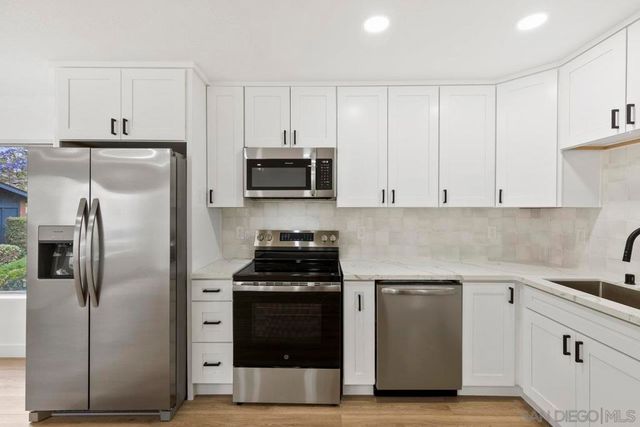 11022 Via Asti, San Diego, CA 92129