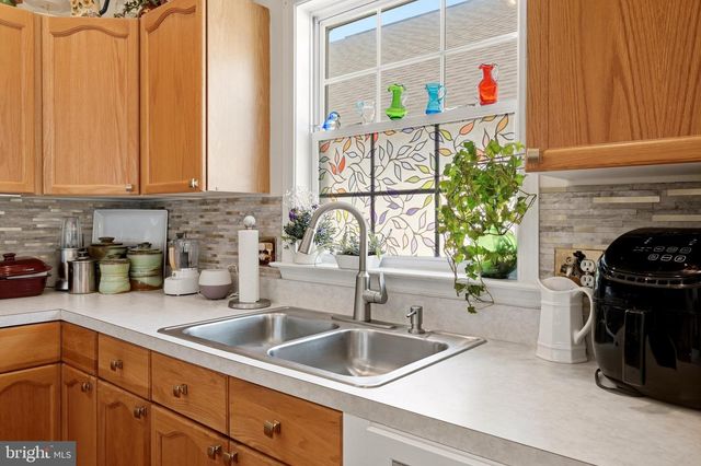 1826 KERSHAW LN, Winchester, VA 22601
