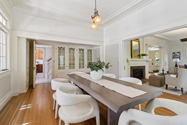 2120 G St, Sacramento, CA 95816