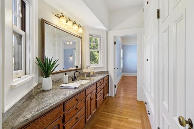 2120 G St, Sacramento, CA 95816