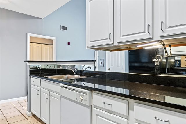 1000 Providence Place 401 & ST407, Providence, RI 02903