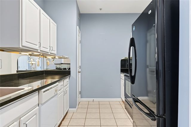 1000 Providence Place 401 & ST407, Providence, RI 02903