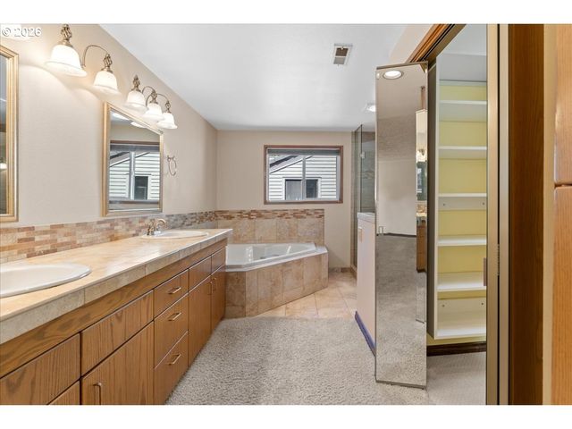 3300 Ne 164TH St P1, Ridgefield, WA 98642