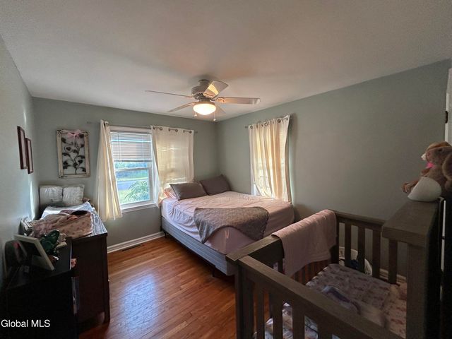 1157 Barber Drive, Rotterdam, NY 12303