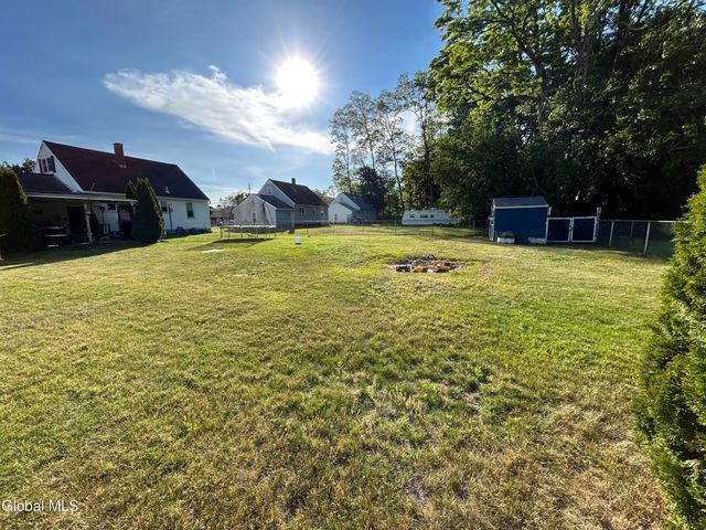 1157 Barber Drive, Rotterdam, NY 12303