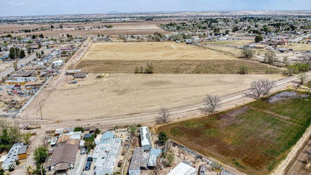702 THOMPSON Road, San Elizario, TX 79849