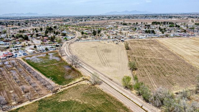 702 THOMPSON Road, San Elizario, TX 79849