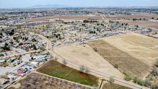 702 THOMPSON Road, San Elizario, TX 79849