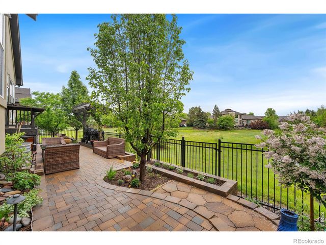 2038 Vineyard Drive, Windsor, CO 80550