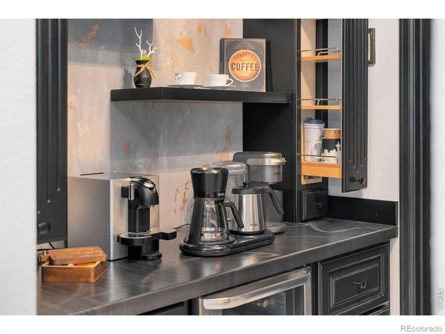 2038 Vineyard Drive, Windsor, CO 80550