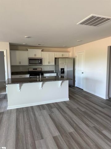 123 Elgin Drive, Laurens, SC 29360