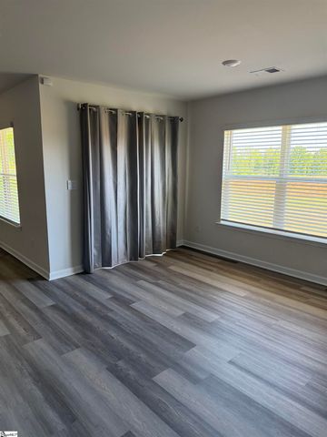 123 Elgin Drive, Laurens, SC 29360