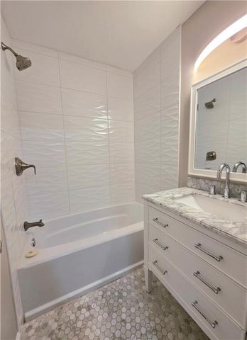 765 N Parkwood Road, Decatur, GA 30030