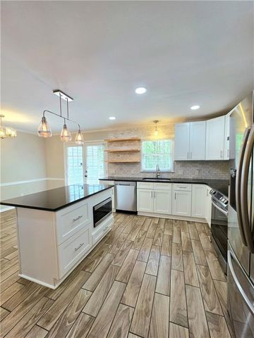 765 N Parkwood Road, Decatur, GA 30030