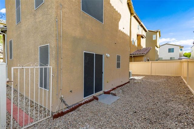 10331 Ladybug Bend Street, Las Vegas, NV 89183