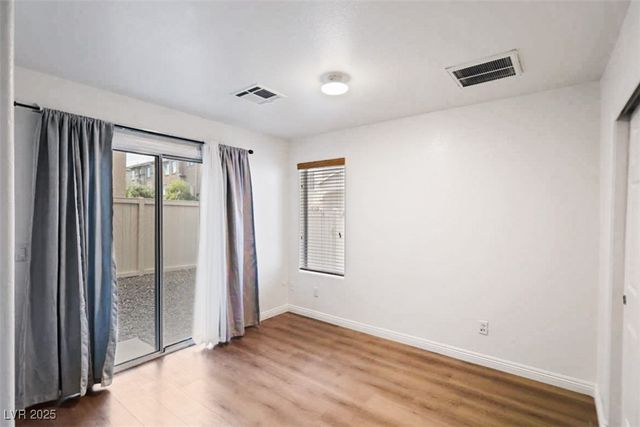 10331 Ladybug Bend Street, Las Vegas, NV 89183